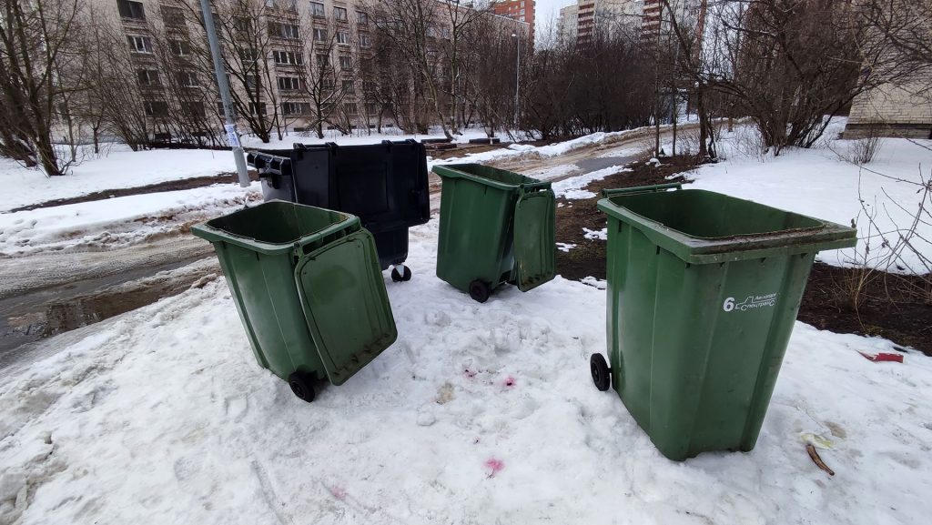 Что делать если не вывозят мусор, куда жаловаться?