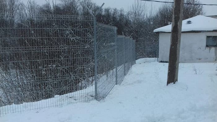 Как выбрать надежное ограждение, не переплачивая при этом