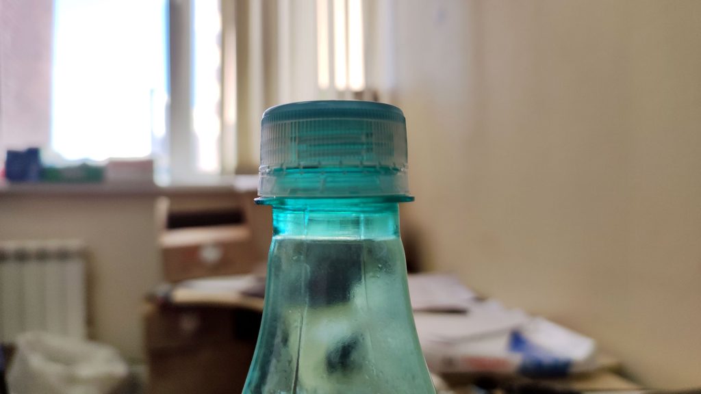 kuda-sdat-kryshki-ot-plastikovyh-butylok