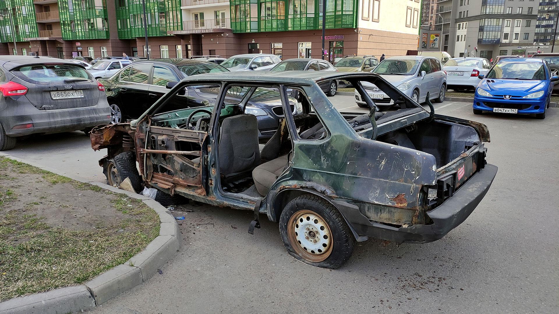 Списать в утиль. Списанные автомобили. Утилизация автомобилей. Машины из утилизатора. Программа утилизации авто 2024.