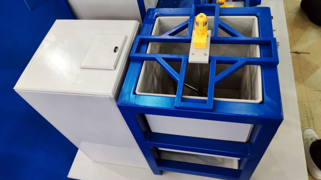 Внутренний резервуар модуля фильтрации EFS с мешалкой