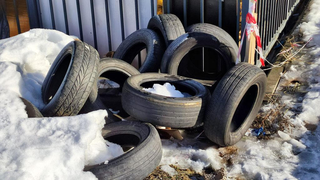 Какие отходы относятся к 1 и 2 классу опасности