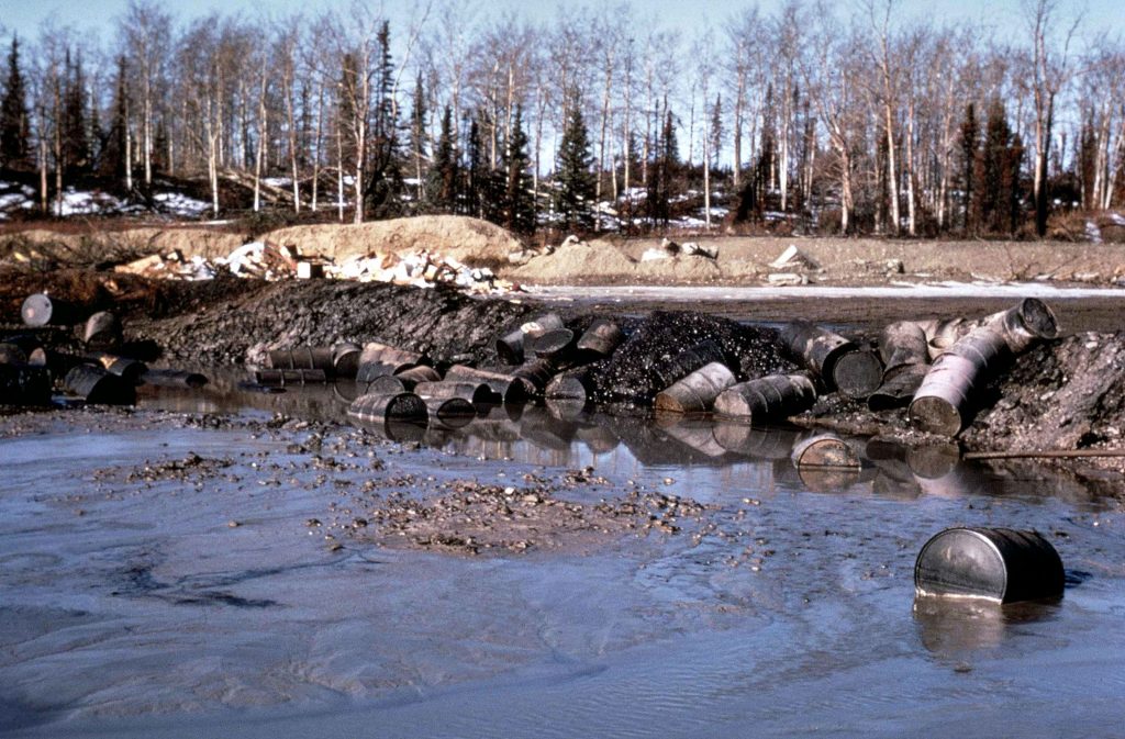 Утилизация и переработка нефтешламов: методы и особенности