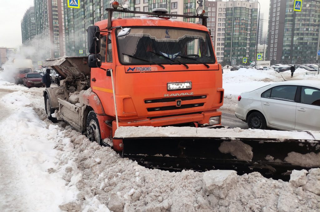 Вывоз снега в Москве: особенности и советы по выбору компании
