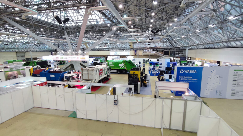 Общий вид выставочного зала WASMA 2025 в павильоне «Форум» Экспоцентра